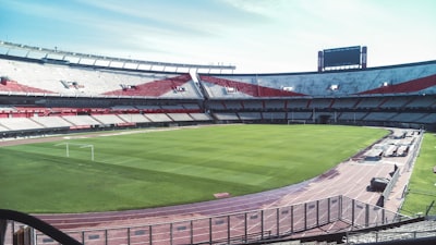 ريالمدريدومانشسترسيتيمباشرعلىبيإنسبورتمواجهةأسطوريةفيدوريأبطالأوروبا ريالمدريدومانشسترسيتيمباشرعلىبيإنسبورتمواجهةأسطوريةفيدوريأبطالأوروبا